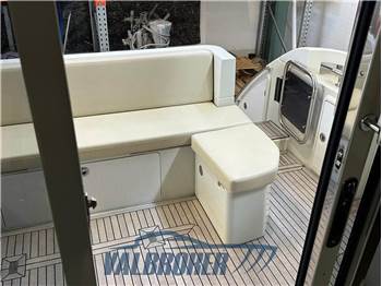 Azimut 40S