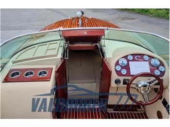 Comitti Wooden Boats VENEZIA 25 CLASSIC MAHOGANY