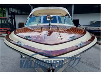 Comitti Wooden Boats VENEZIA 25 CLASSIC MAHOGANY