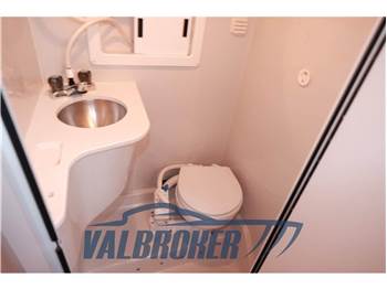 Crownline 268 CR