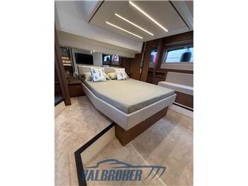 Prestige 520