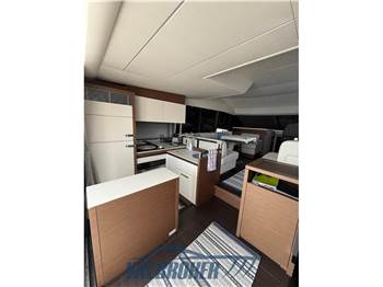 Prestige 520