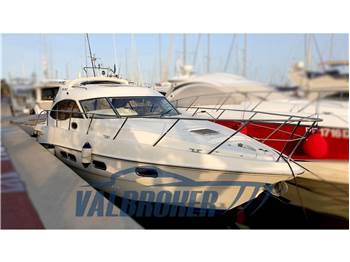 Sealine C 39