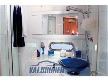 Sealine C 39