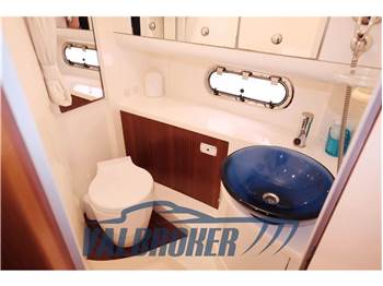 Sealine C 39