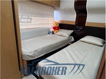 Galeon 680 FLY