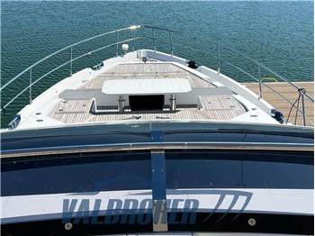 Galeon 680 FLY