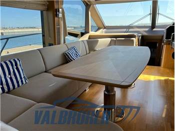 Galeon 680 FLY