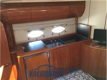 Princess Yachts V50