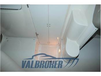 Maxum Marine 2300 SC