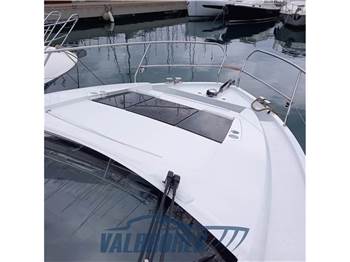 Sealine C335V