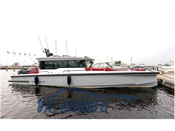 Axopar 37 XC Cross Cabin