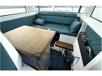 Axopar 37 XC Cross Cabin
