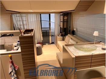 Ferretti Yachts Ferretti 670