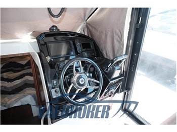 Jeanneau Merry Fisher 895