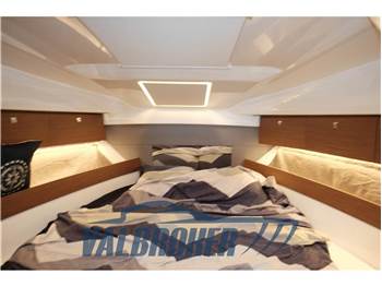 Jeanneau Merry Fisher 895