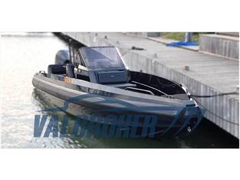 Iron boats 827 R