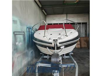 Larson Boats 216 Senza