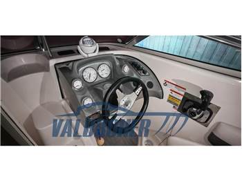 Larson Boats 216 Senza