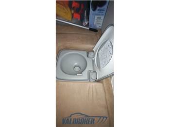 Larson Boats 216 Senza