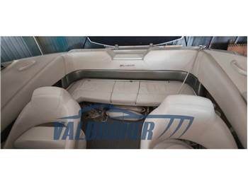 Larson Boats 216 Senza