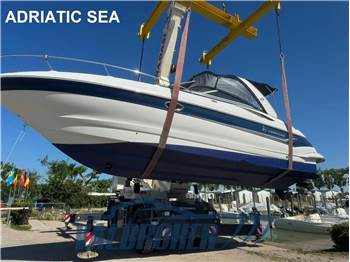 Crownline 315 SCR