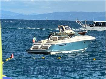 Chris Craft CORSAIR 36