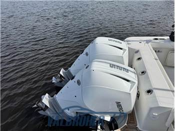 Boston Whaler 285 CONQUEST