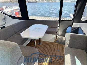 Sealine SC 38
