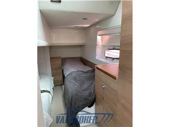 Sealine SC 38