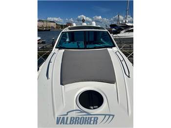 Sealine SC 38
