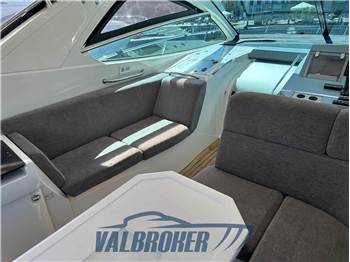 Sealine SC 38