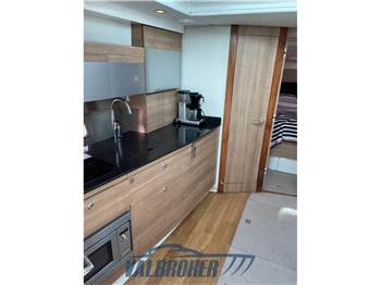 Sealine SC 38