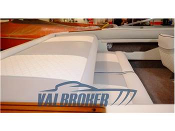 Sea Ray 200 SR