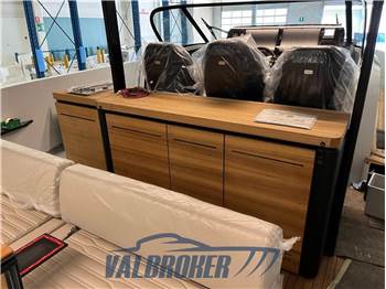 Cranchi A46 Luxury Tender