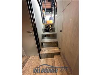 Cranchi A46 Luxury Tender