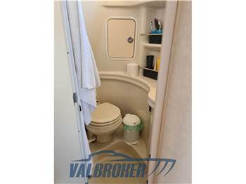 Sea Ray 335 DA Sundancer