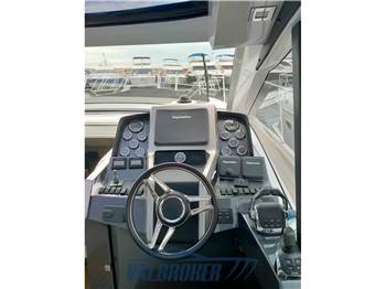 Galeon 445 HTS