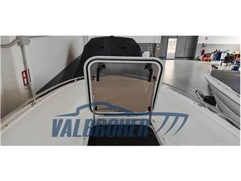 Performance Marine 907 Performance