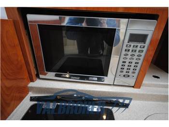 Four Winns Vista 288