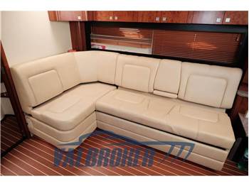 Monterey Boats 415 SY Sport Yacht