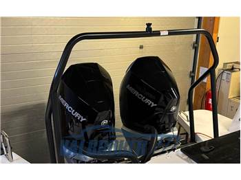 Axopar 37 XC Cross Cabin Brabus Line