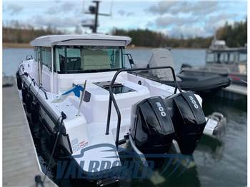 Axopar 37 XC Cross Cabin Brabus Line