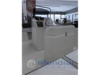 Trimarchi Diamond 195