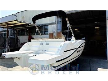 Quicksilver Activ 605 Open