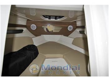 Sea Ray 230 Sun Sport