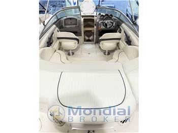 Monterey Boats 214 FSC Sport Boat