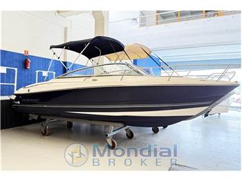 Monterey Boats 214 FSC Sport Boat