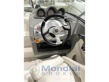 Monterey Boats 214 FSC Sport Boat