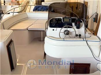 Manò Marine Manò 2350 Nesis
